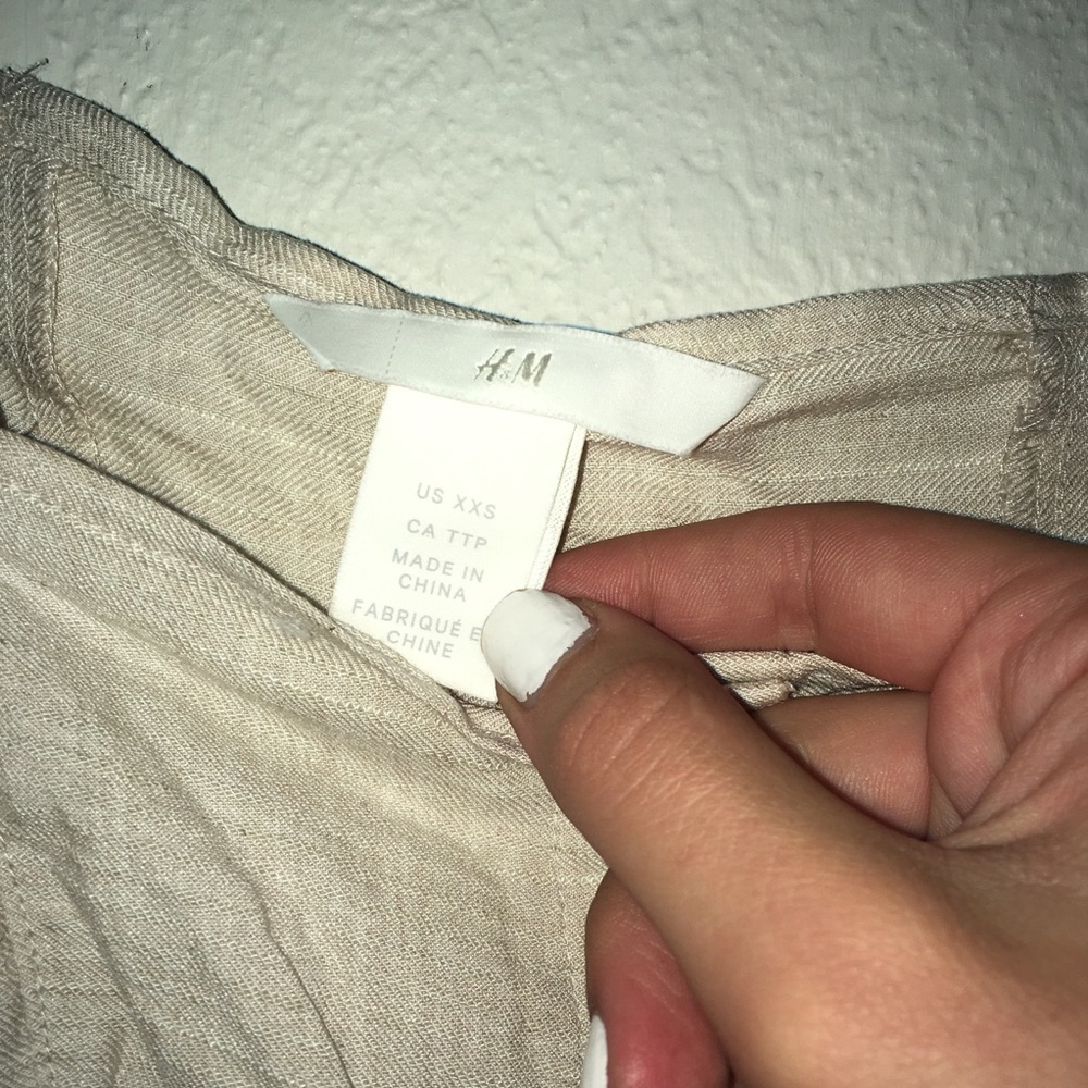 NWT tan linen button down short sleeve top size xxs - Picture 2 of 5